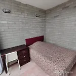 Hab Sencilla En Casa Pera