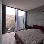 Hab Sencilla En Casa Pera