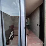 Hab Sencilla En Casa Pera
